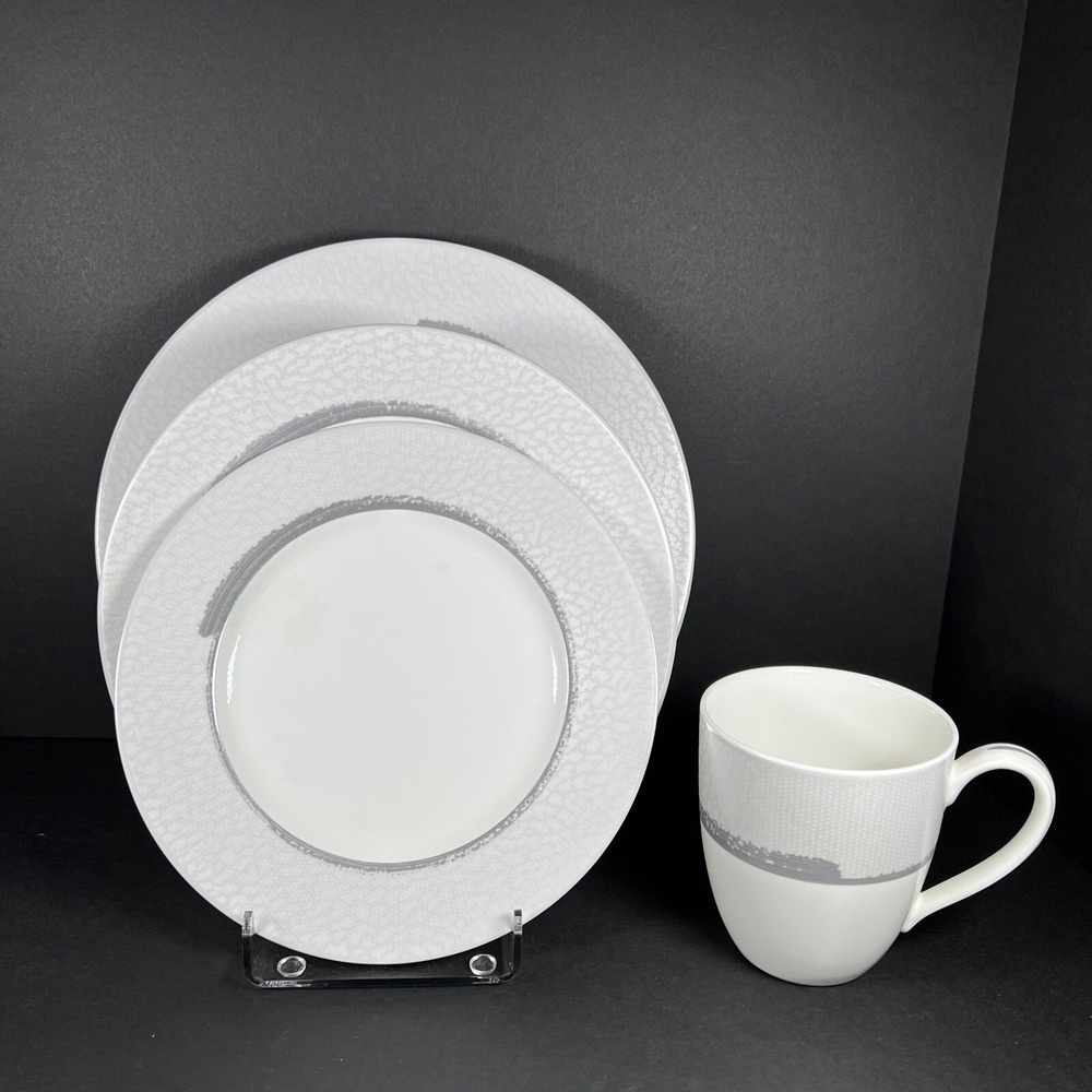 Noritake Salad Plates 8.5" Ambience Frost Pattern 7974 4 Piece Setting NIB